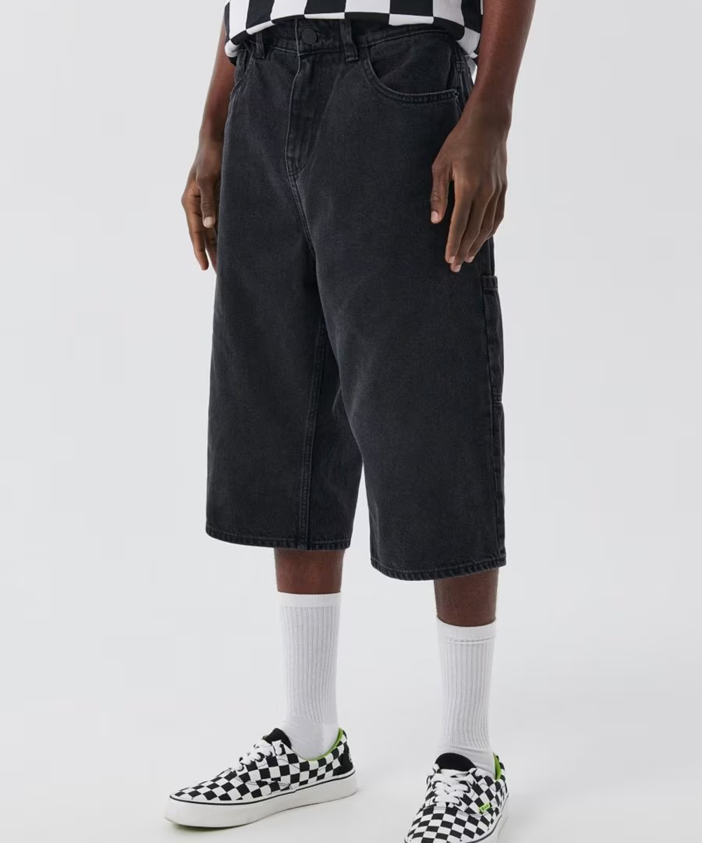 Pantaloni scurti CROPP, negru