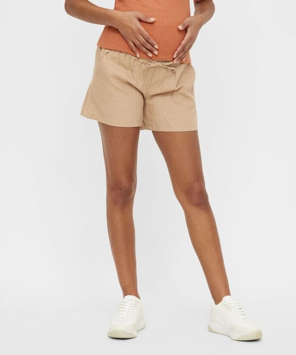 Pantaloni scurti Mamalicious Plus Size, maro
