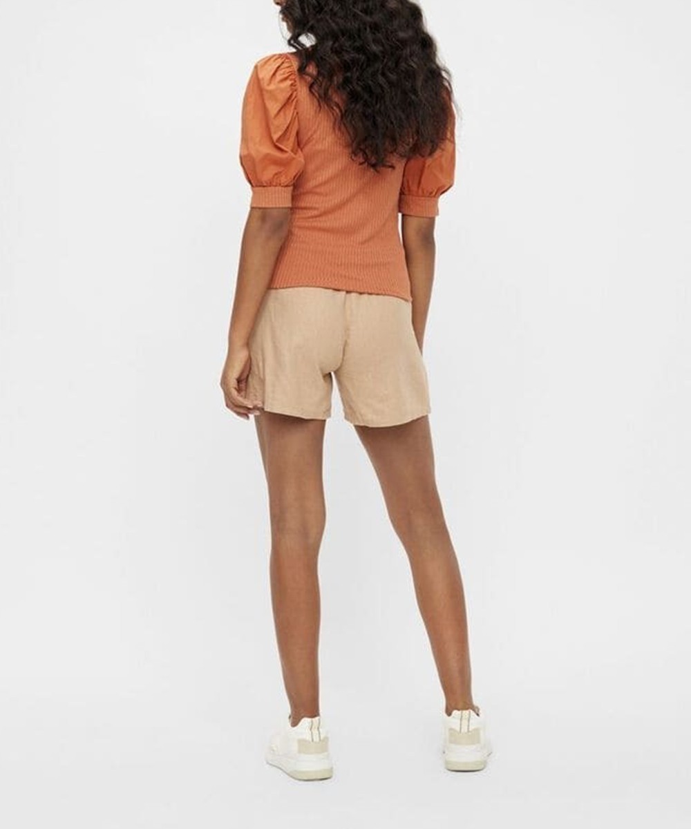 Pantaloni scurti Mamalicious Plus Size, maro - 1 | YEO