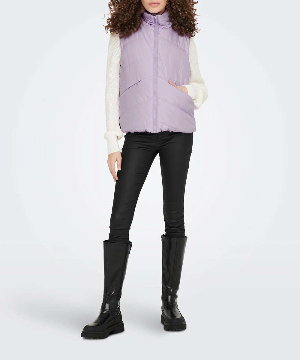 Vesta Jacqueline de Yong, mov, M