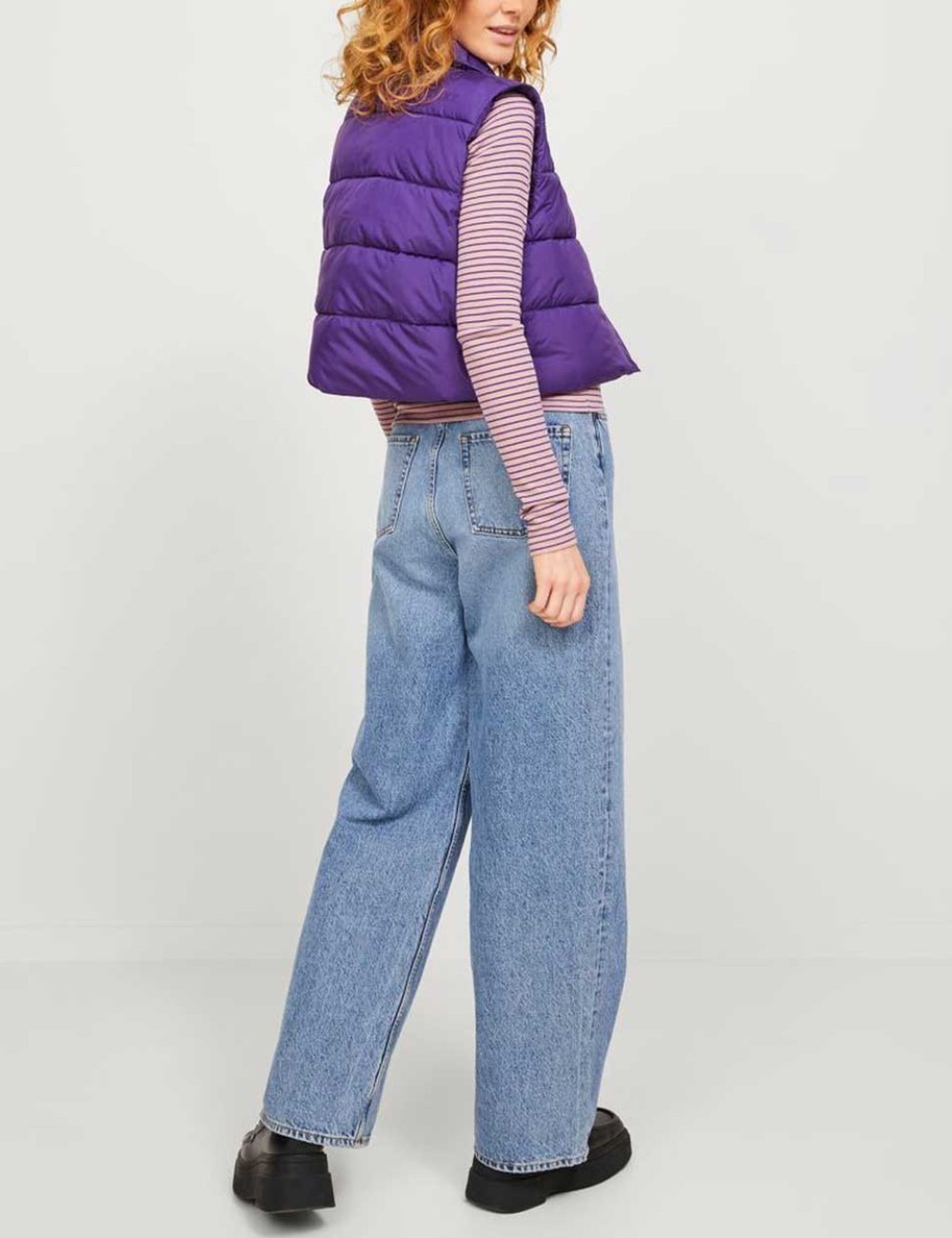 Vesta Jack&Jones, mov - 1 | YEO