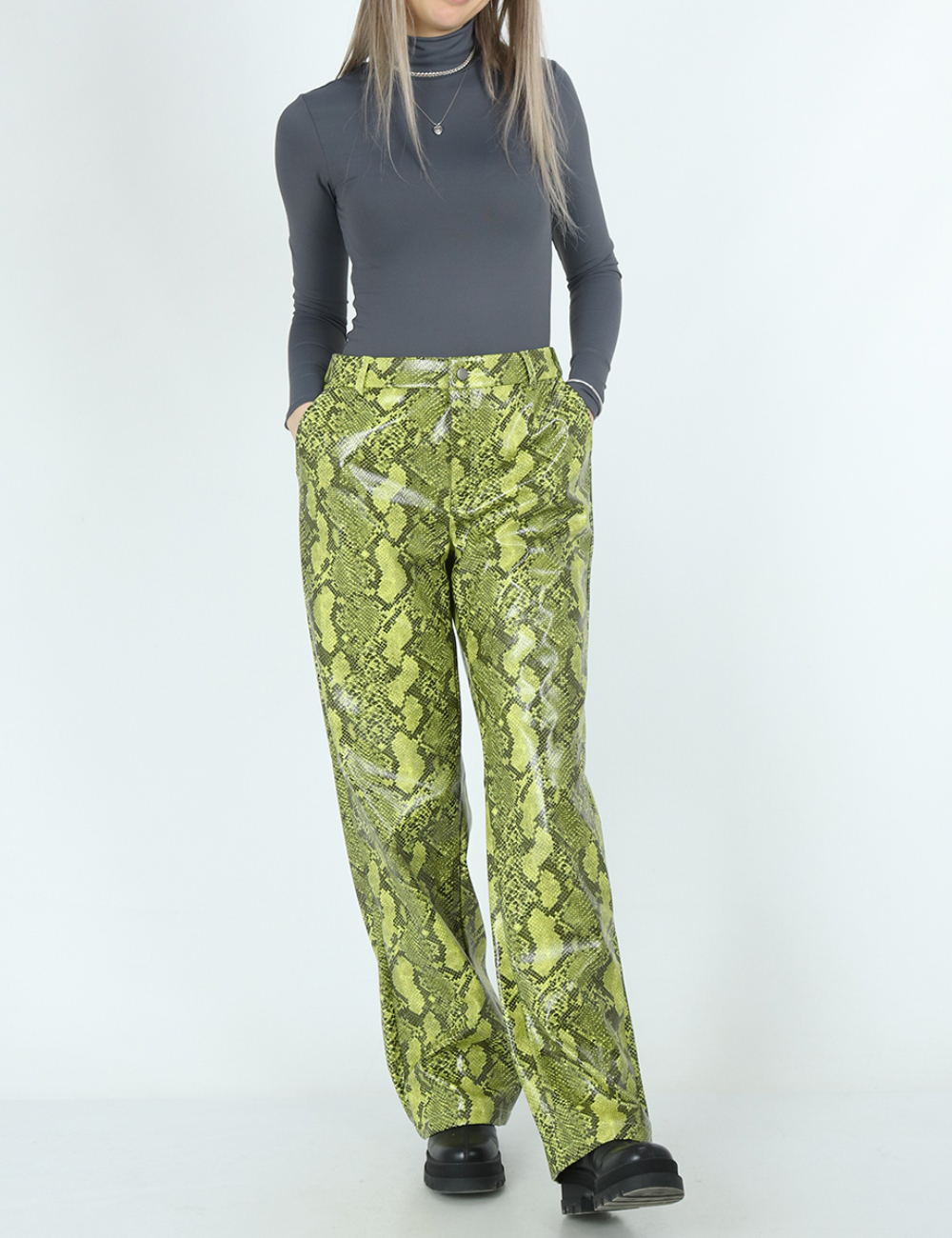 Pantaloni Noisy May, imprimeu sarpe