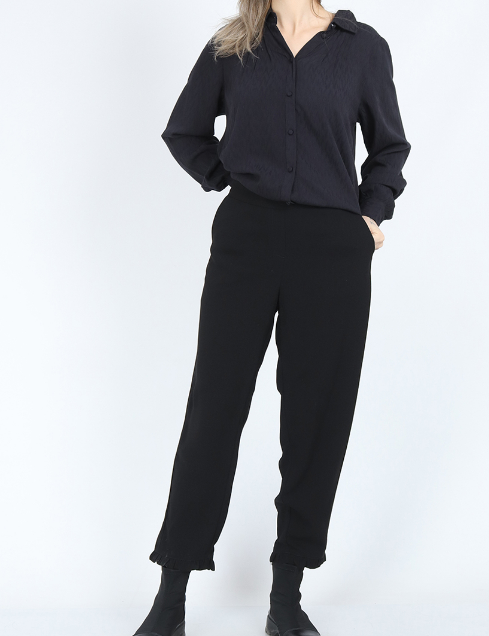 Pantaloni Kaffe, negru