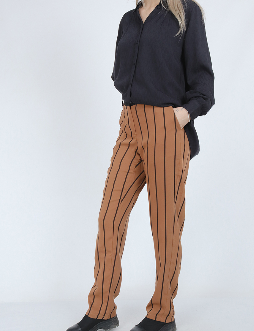 Pantaloni Kaffe, maro