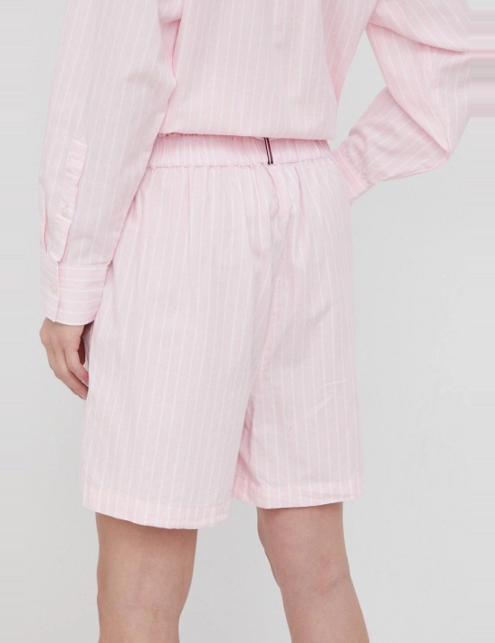 Pantaloni scurti Tommy Hilfiger, roz - 1 | YEO