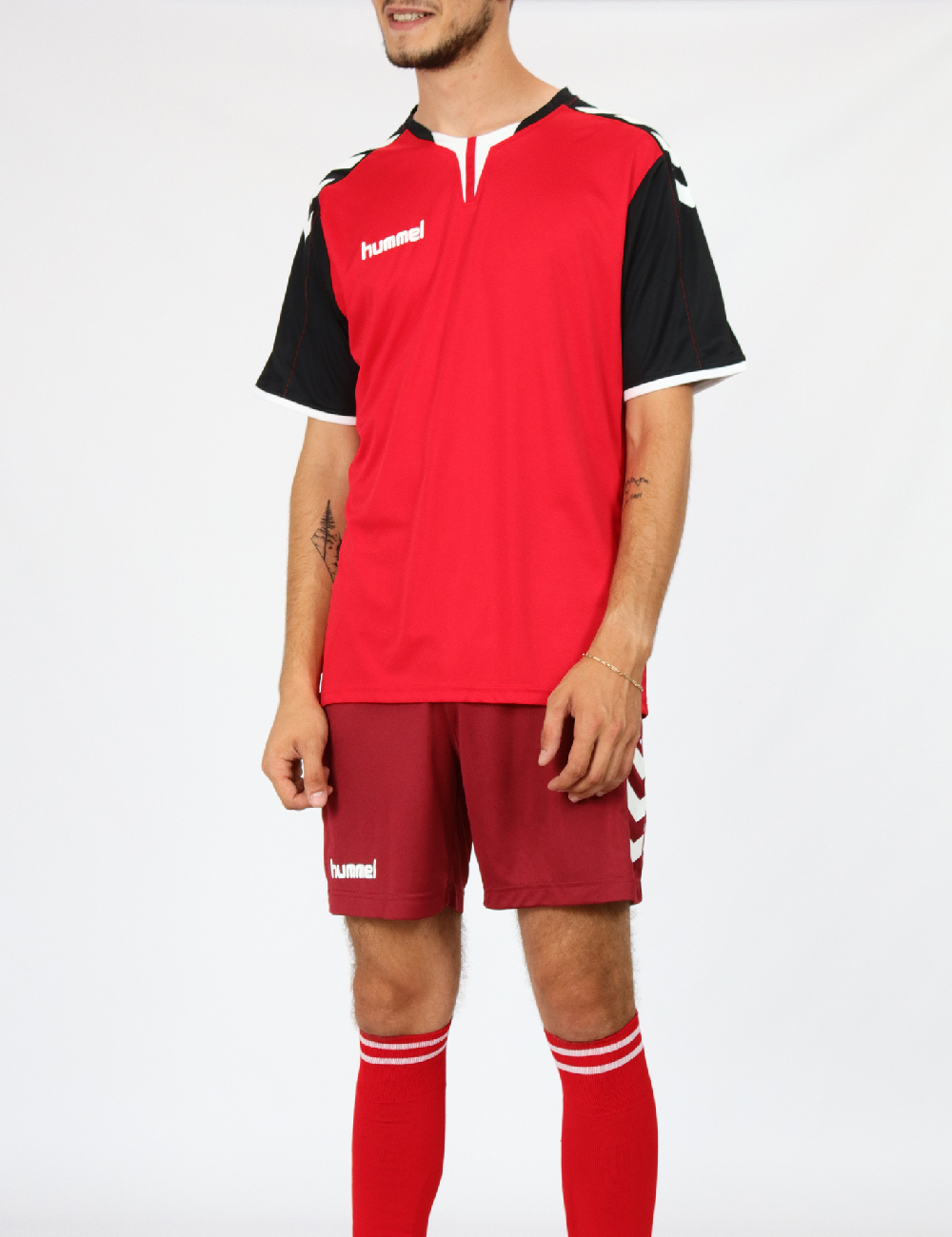 Tricou Hummel, rosu