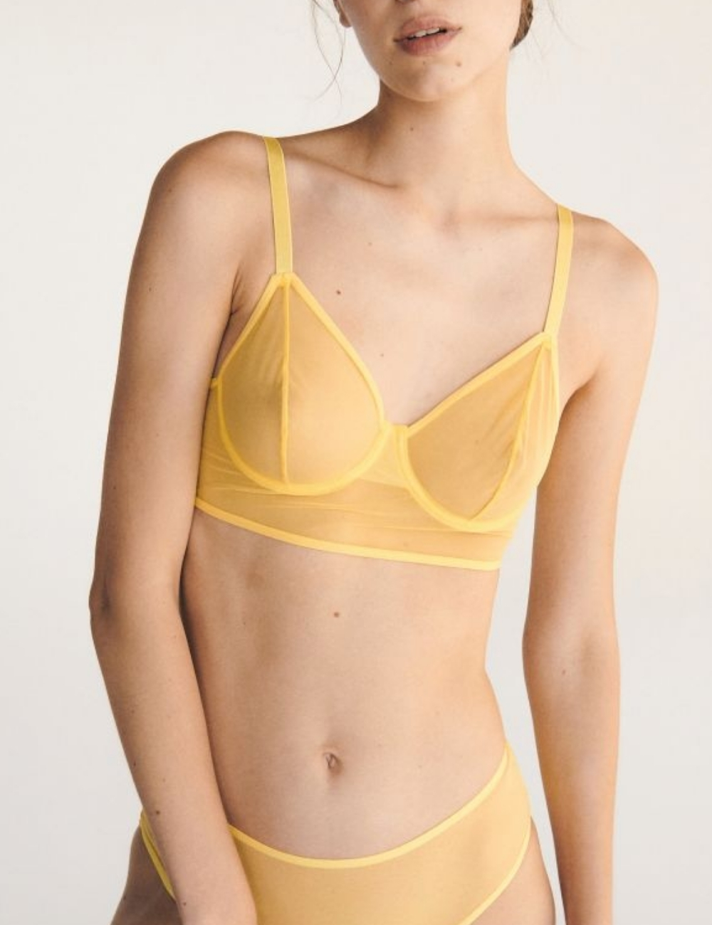 Sutien Reserved, galben