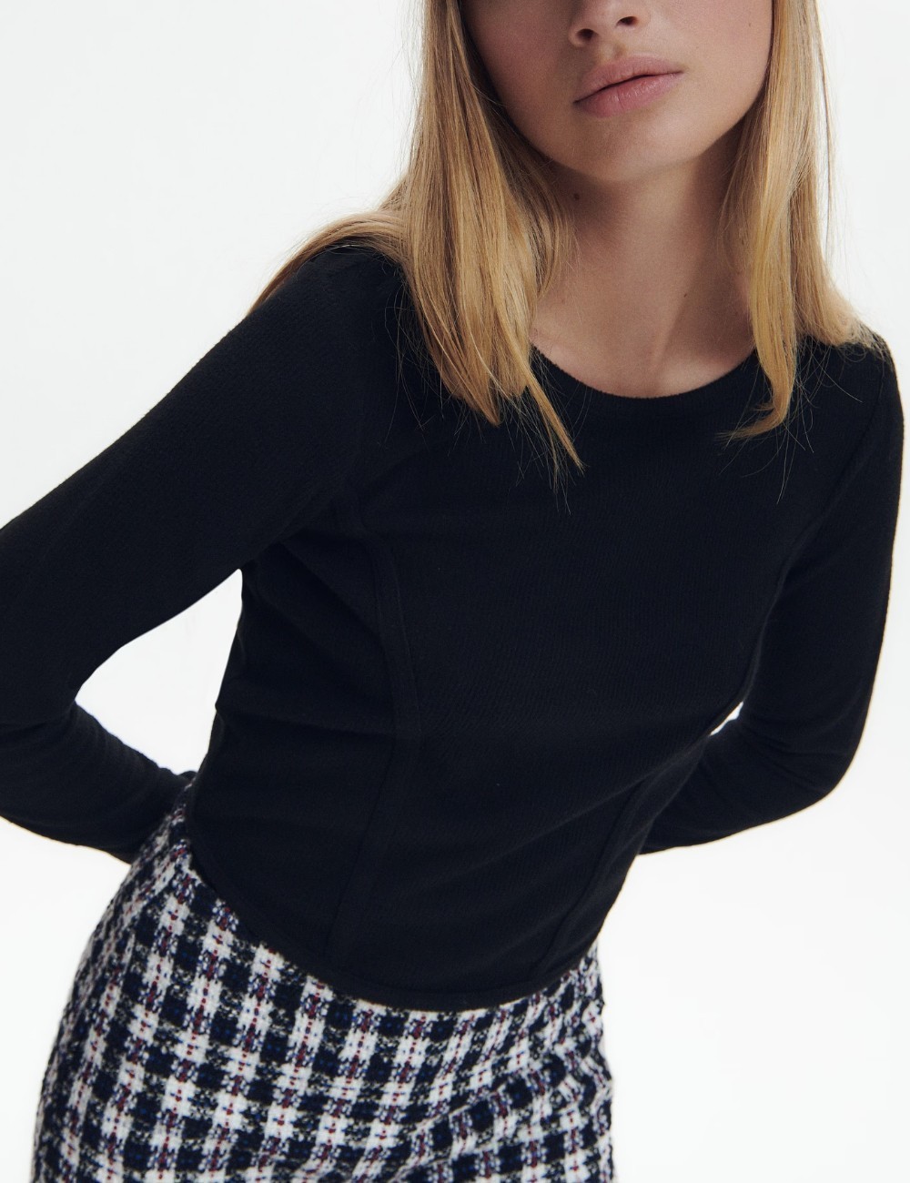 Bluza Reserved, negru - 1 | YEO
