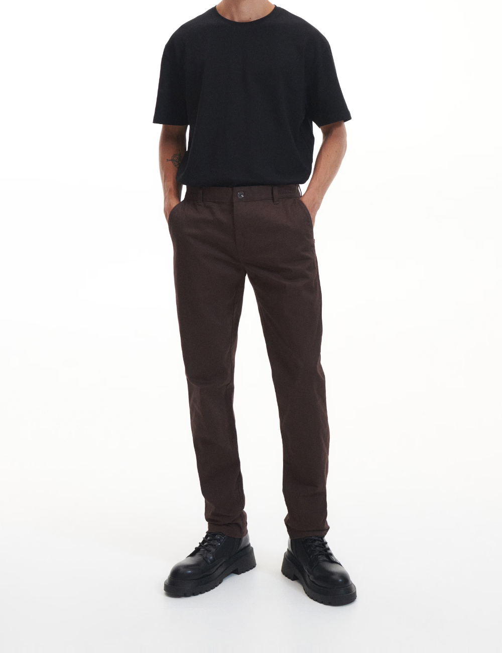Pantaloni Reserved, maro