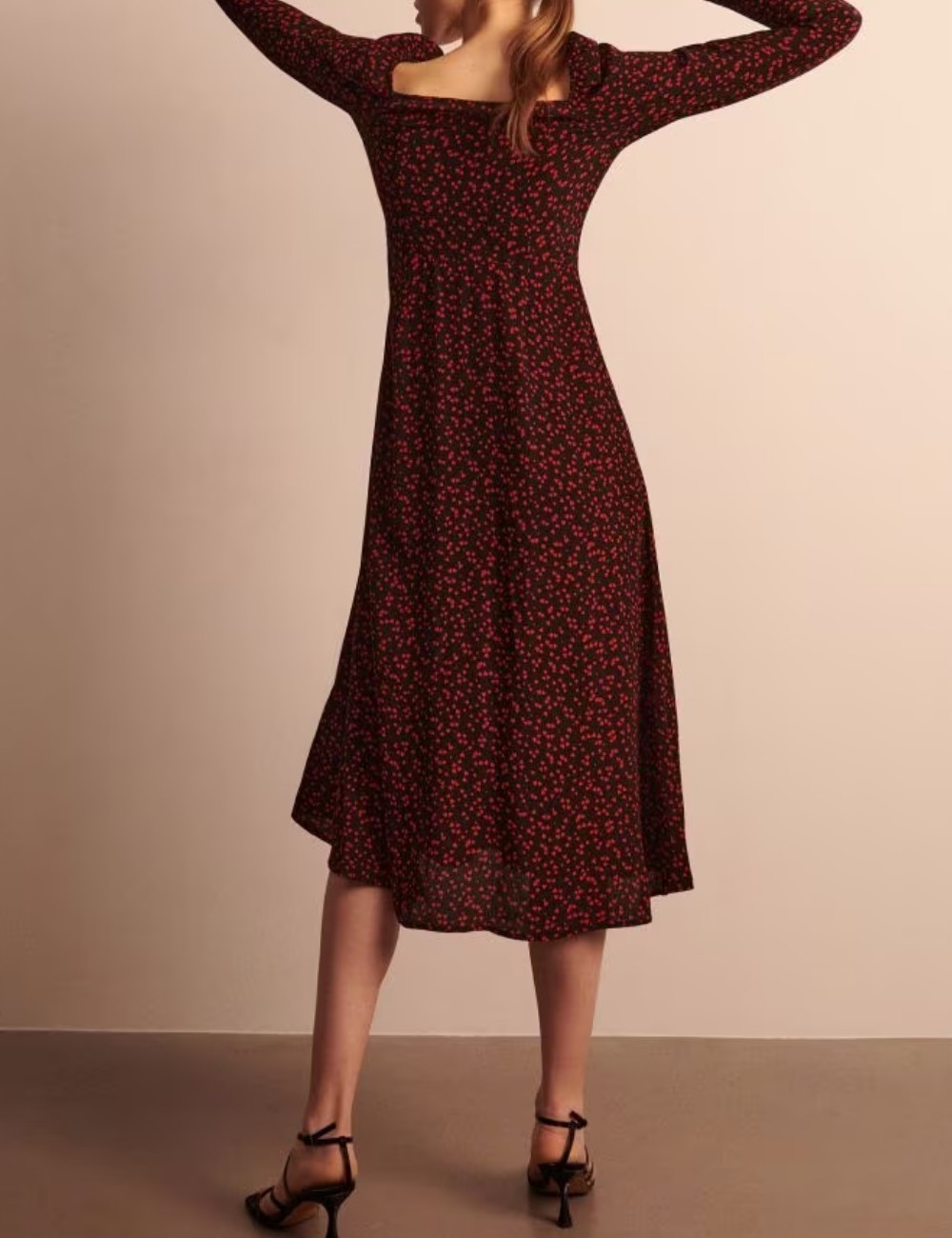 Rochie medie Reserved, negru - 1 | YEO