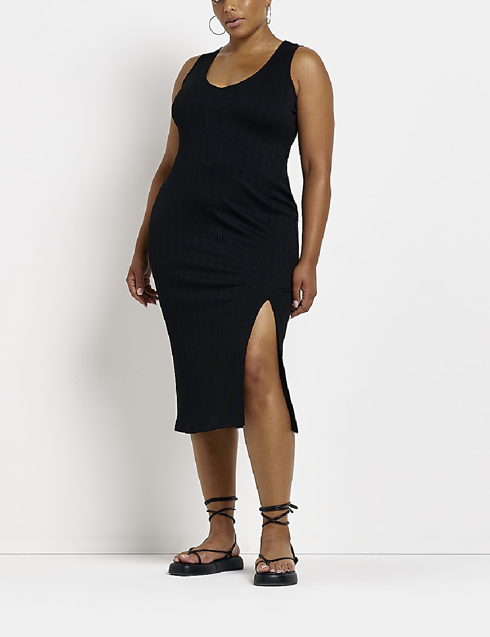Rochie medie River Island Plus Size, negru