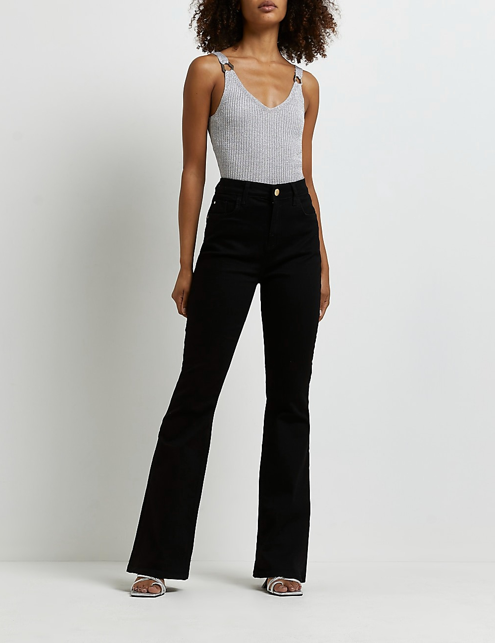 Maiou River Island, gri