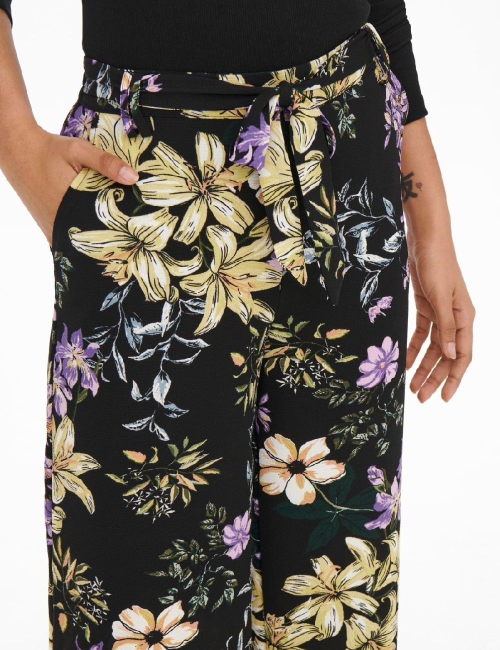 Pantaloni Only, floral print - 1 | YEO