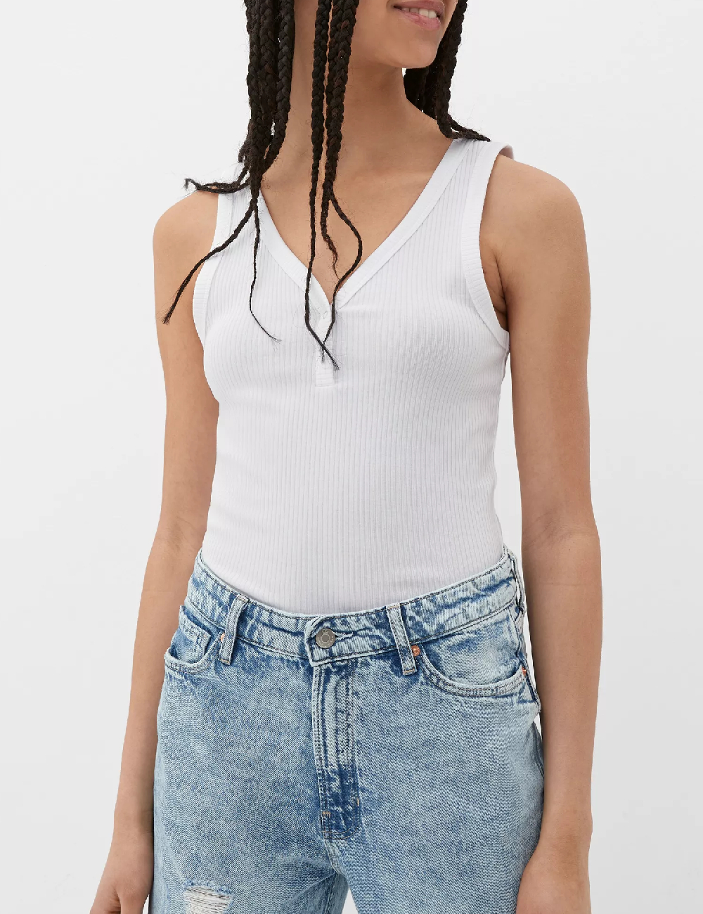 Maiou Q/S, alb