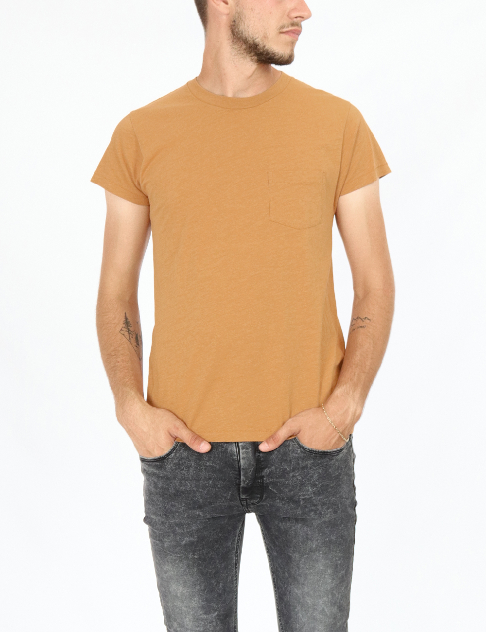 Tricou Levi S, maro