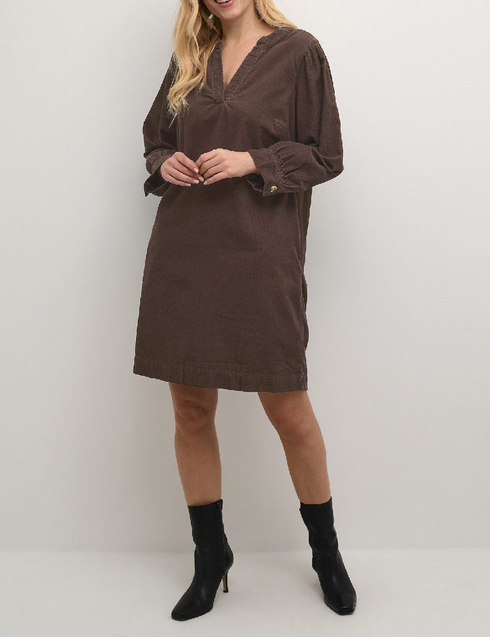 Rochie scurta Kaffe, maro