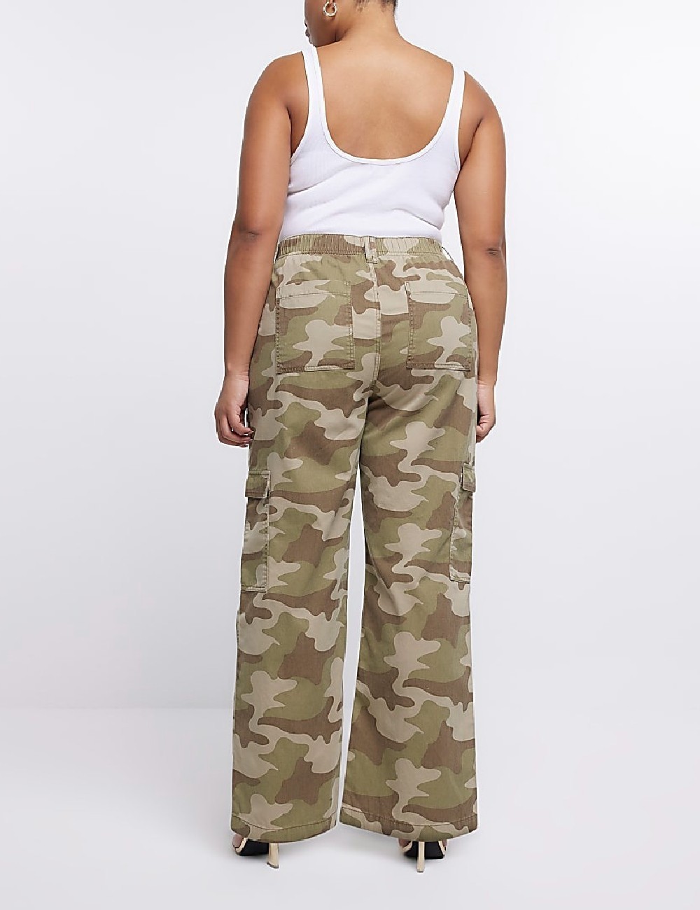 Pantaloni River Island Plus Size, verde - 1 | YEO