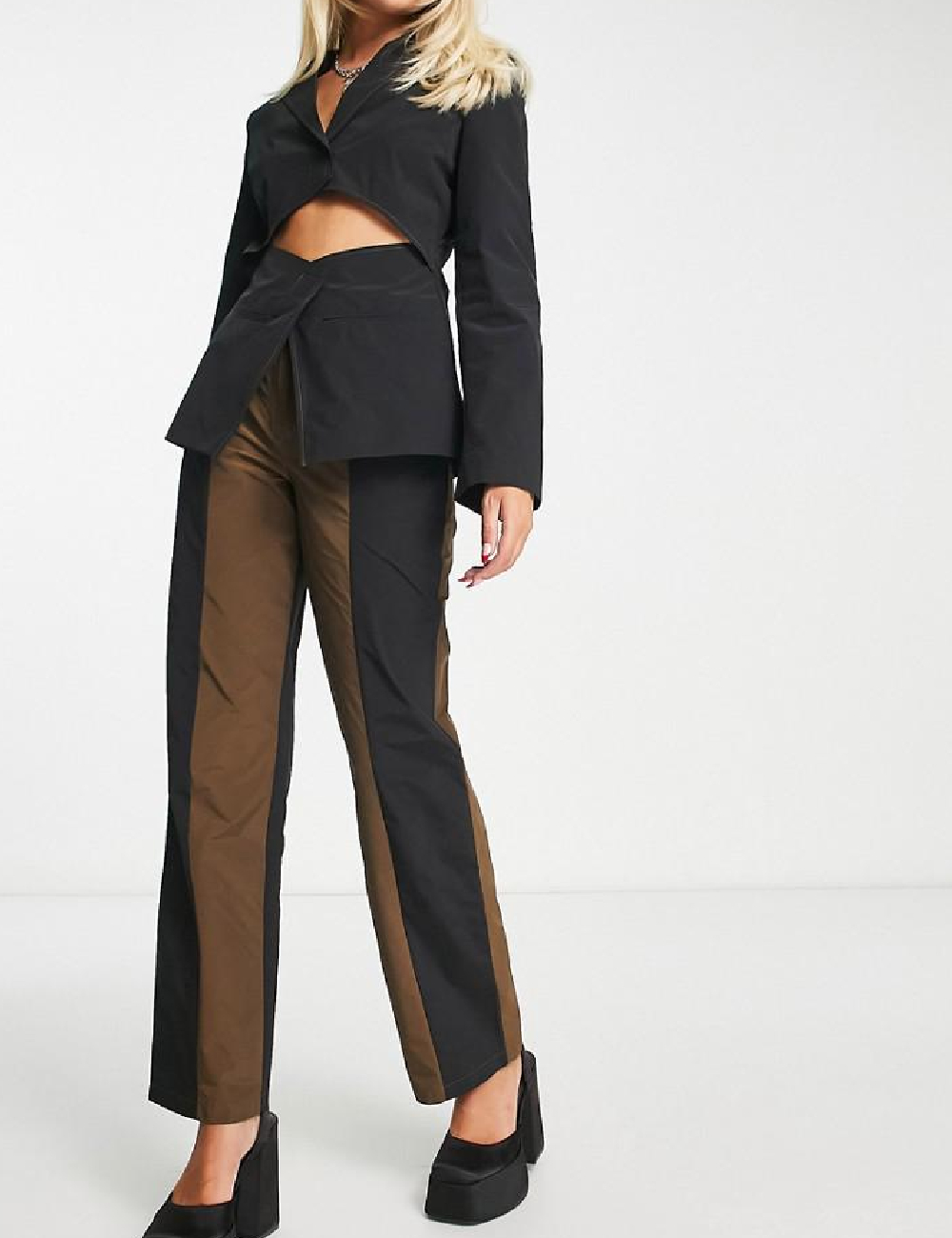 Pantaloni COLLUSION, maro - 1 | YEO