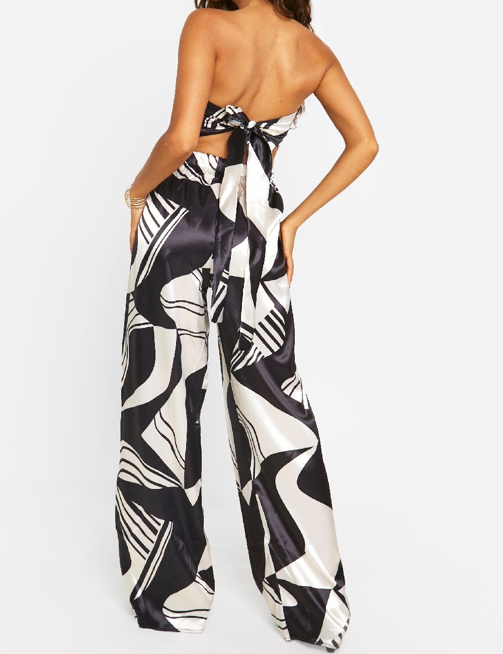 Pantaloni Boohoo, alb/negru - 1 | YEO