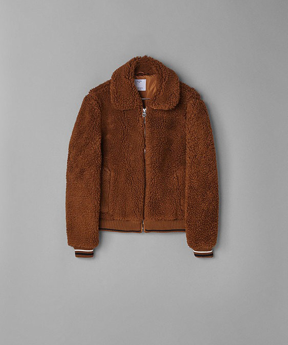 Jacheta Bershka, maro