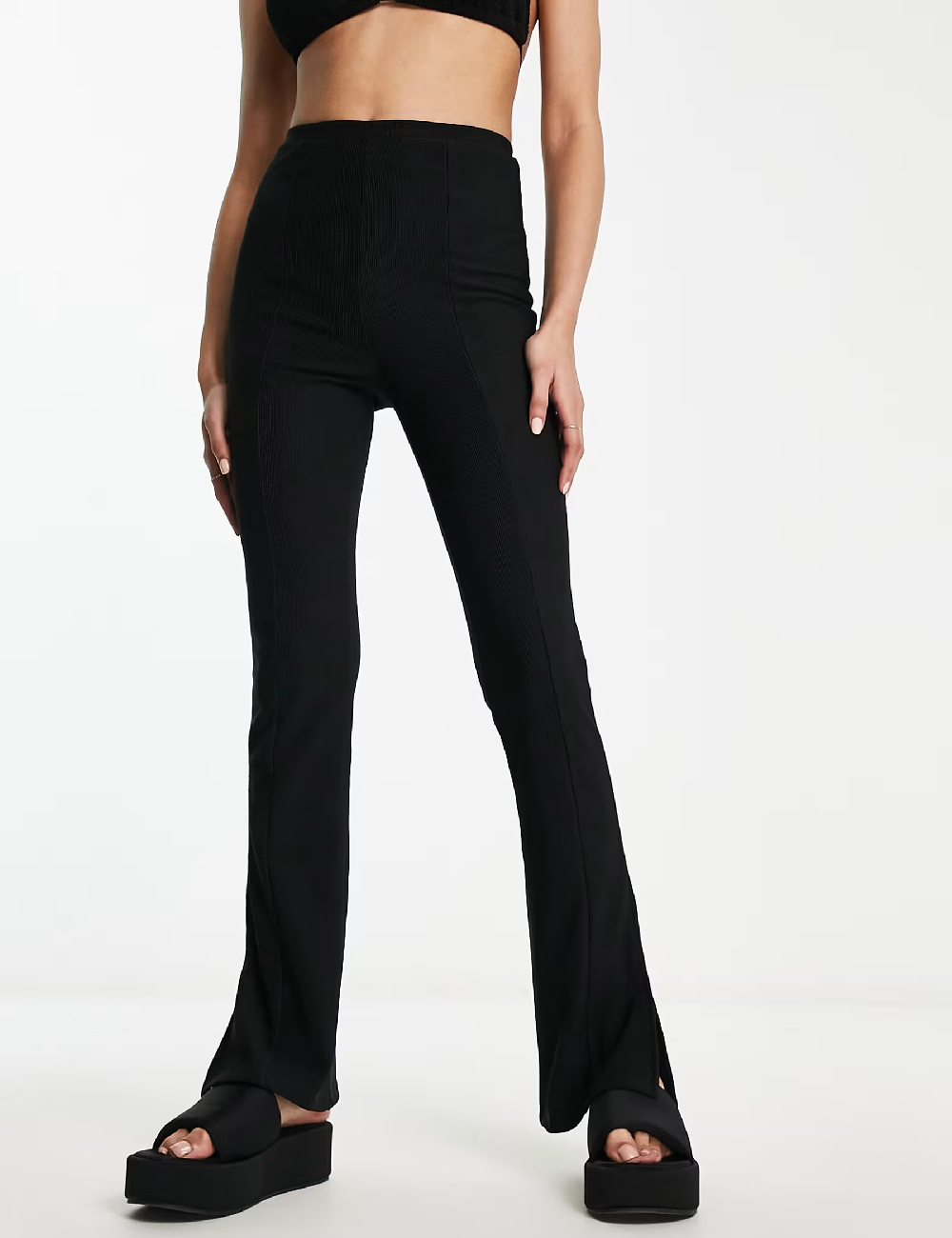 Pantaloni Bershka, negru