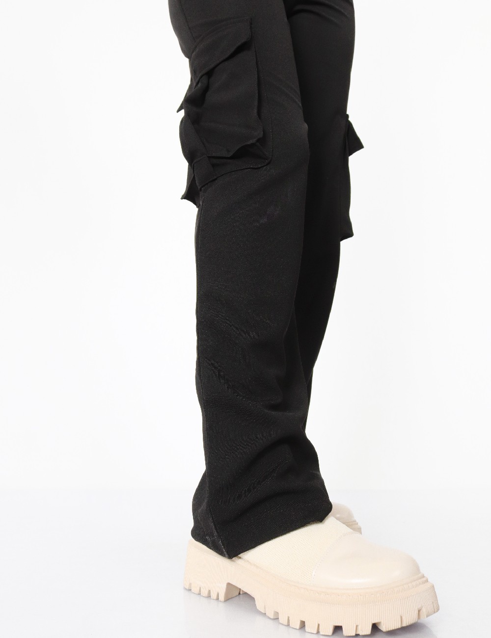 Pantaloni SHEIN, negru - 1 | YEO