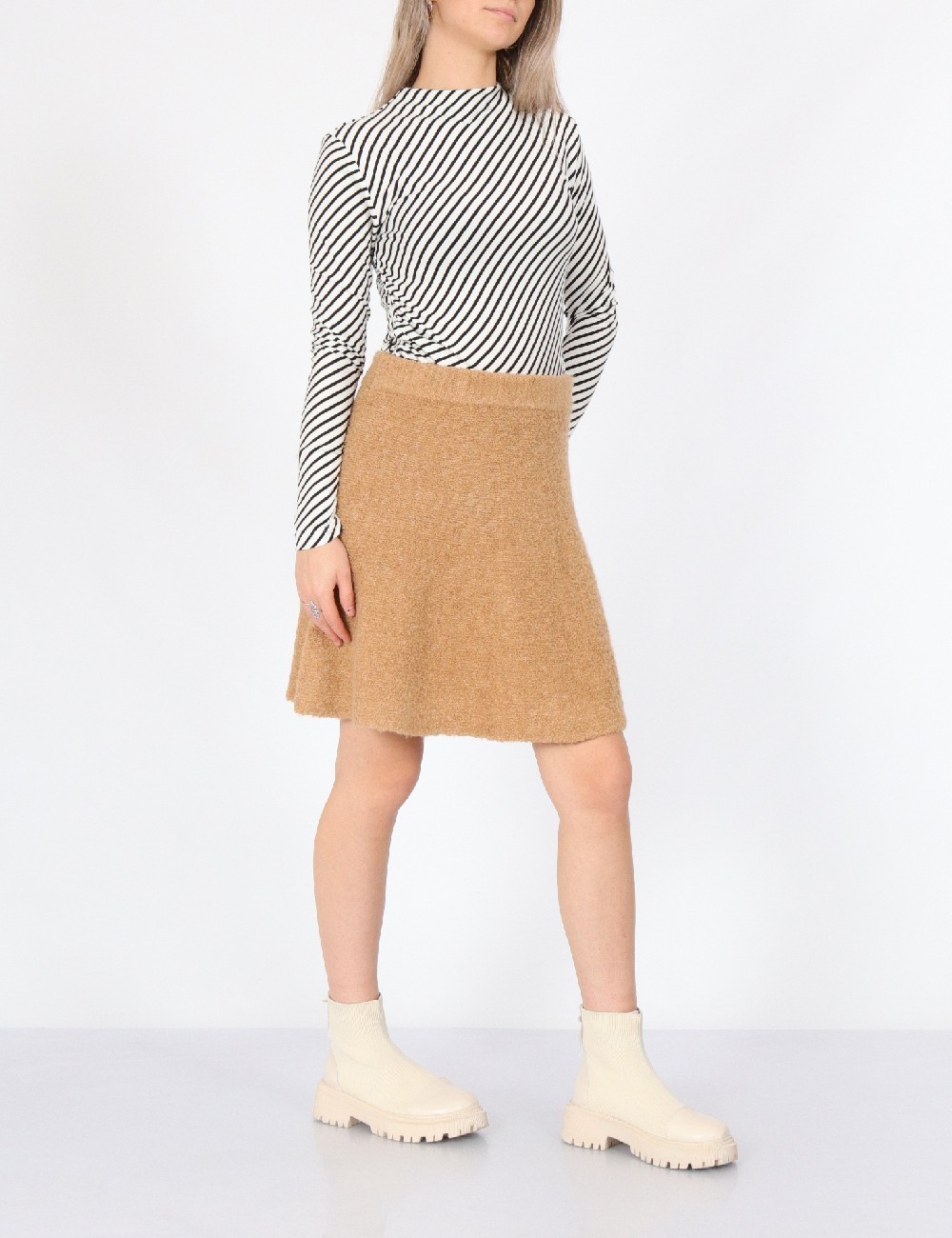 Fusta Only, maro deschis - 1 | YEO