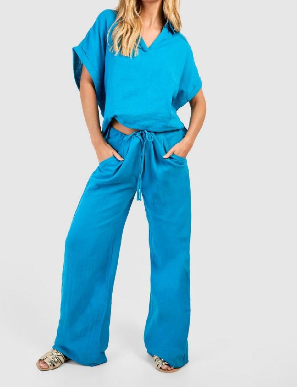 Pantaloni de plaja Boohoo, albastru