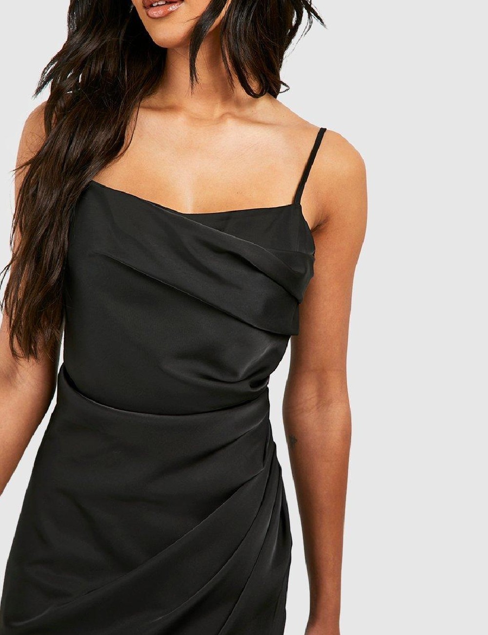 Rochie medie Boohoo, negru - 1 | YEO