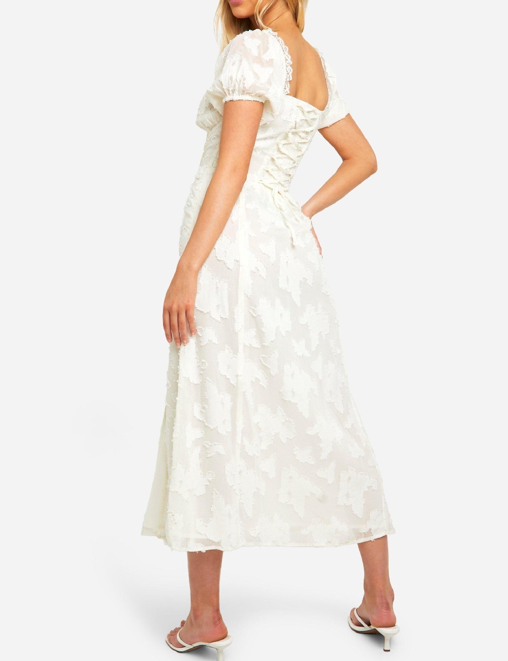 Rochie medie Boohoo, alb - 1 | YEO