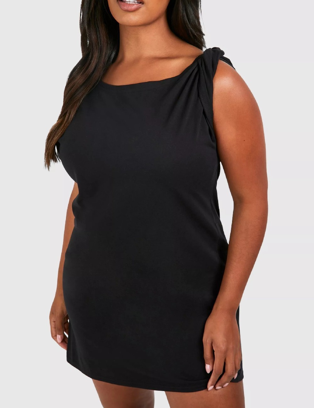 Rochie scurta Boohoo Plus Size, negru - 1 | YEO
