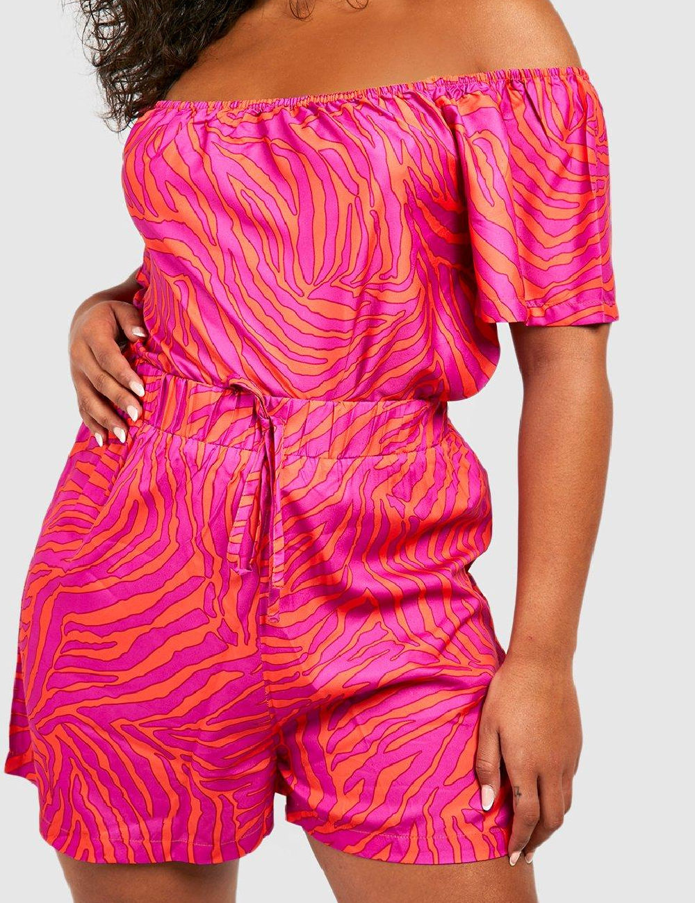 Pantaloni scurti Boohoo Plus Size, magenta