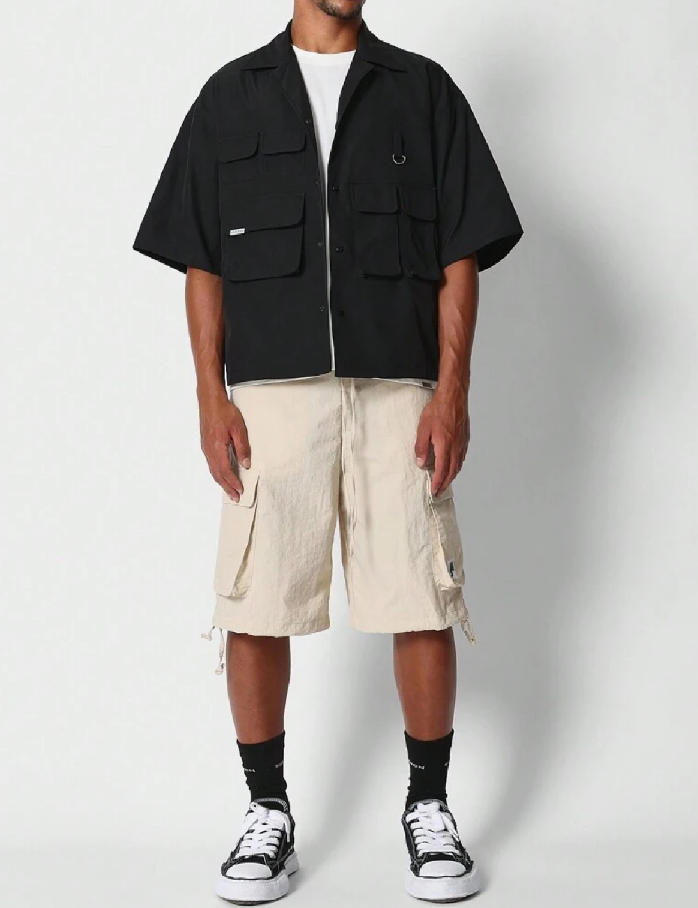 Pantaloni scurti SUMWON, crem