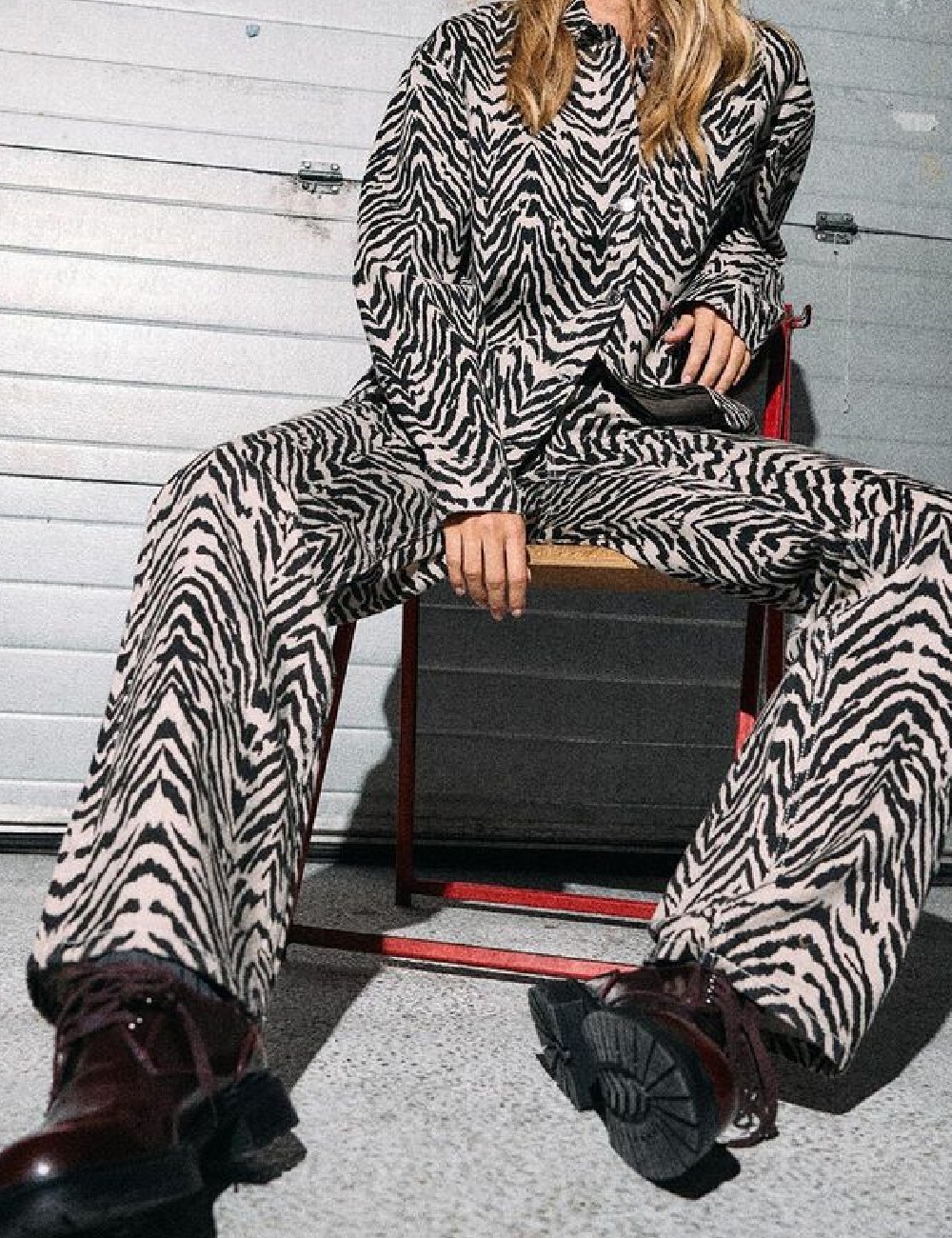 Pantaloni Noisy May, crem/negru - 1 | YEO