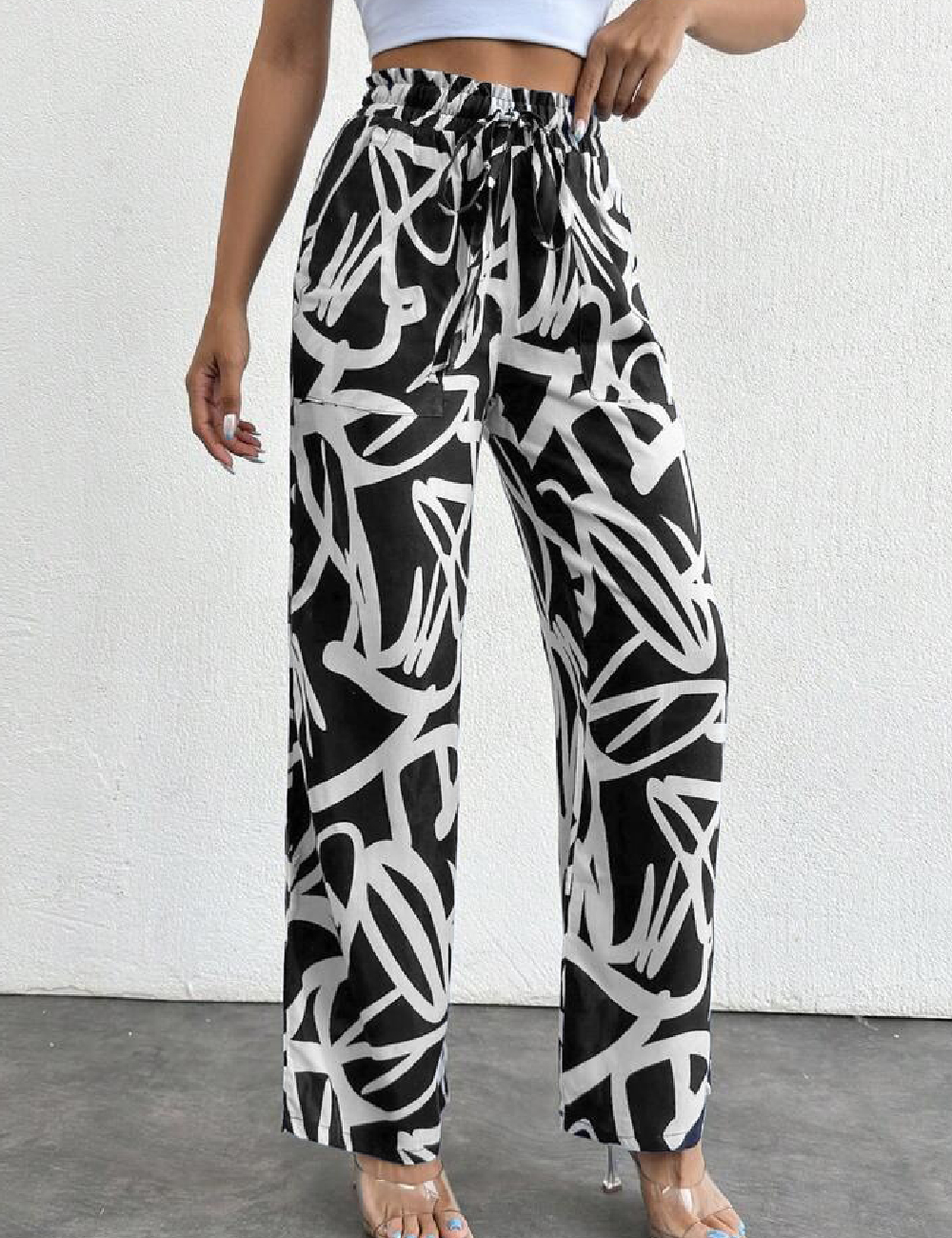 Pantaloni SHEIN, alb/negru