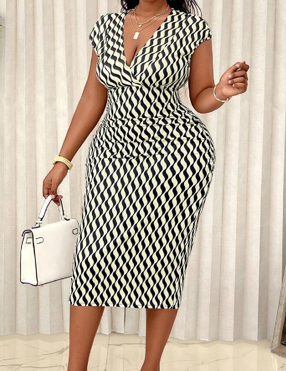 Rochie medie SHEIN CURVE, negru/crem - 1 | YEO