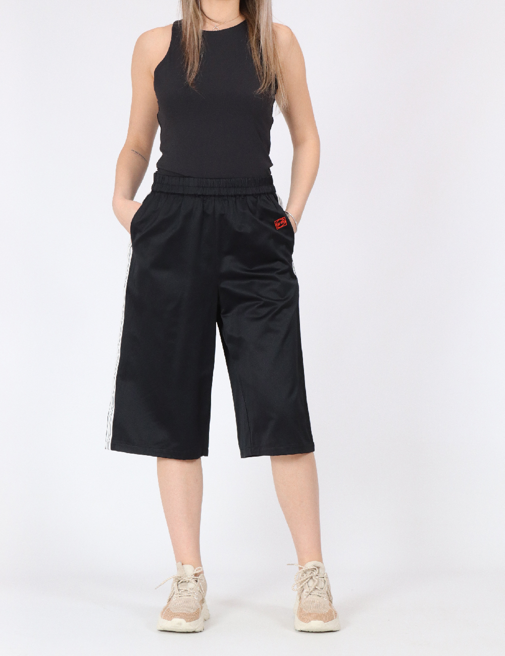 Pantaloni scurti Noisy May, negru