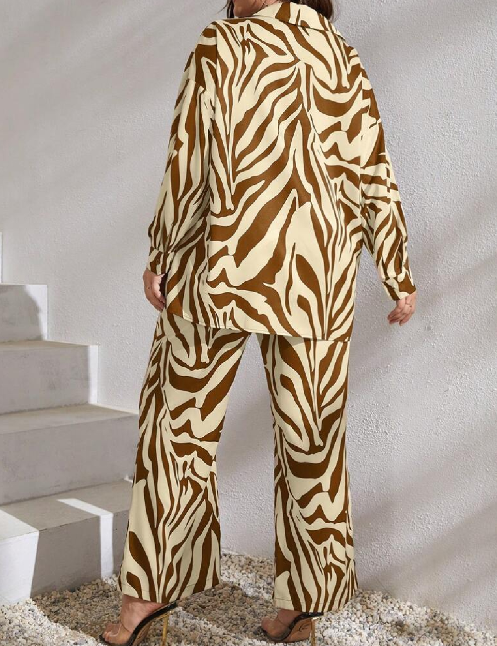 Compleu SHEIN CURVE, crem/maro - 1 | YEO