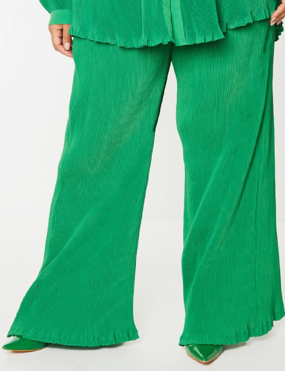 Pantaloni PRETTYLITTLETHING Plus Size, verde - 1 | YEO