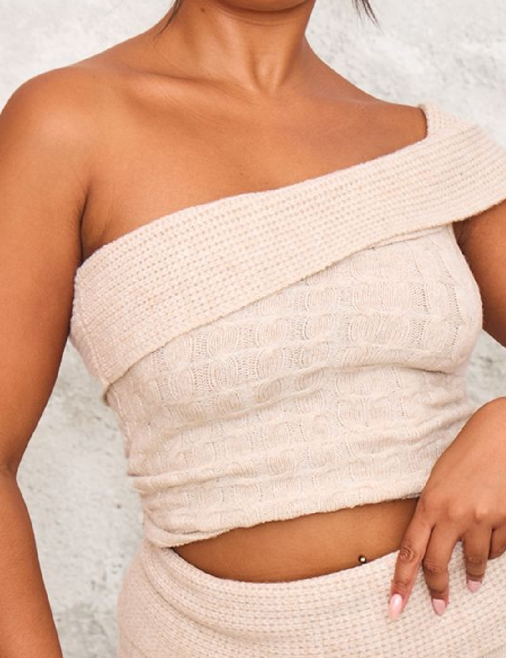 Top PRETTYLITTLETHING Plus Size, crem