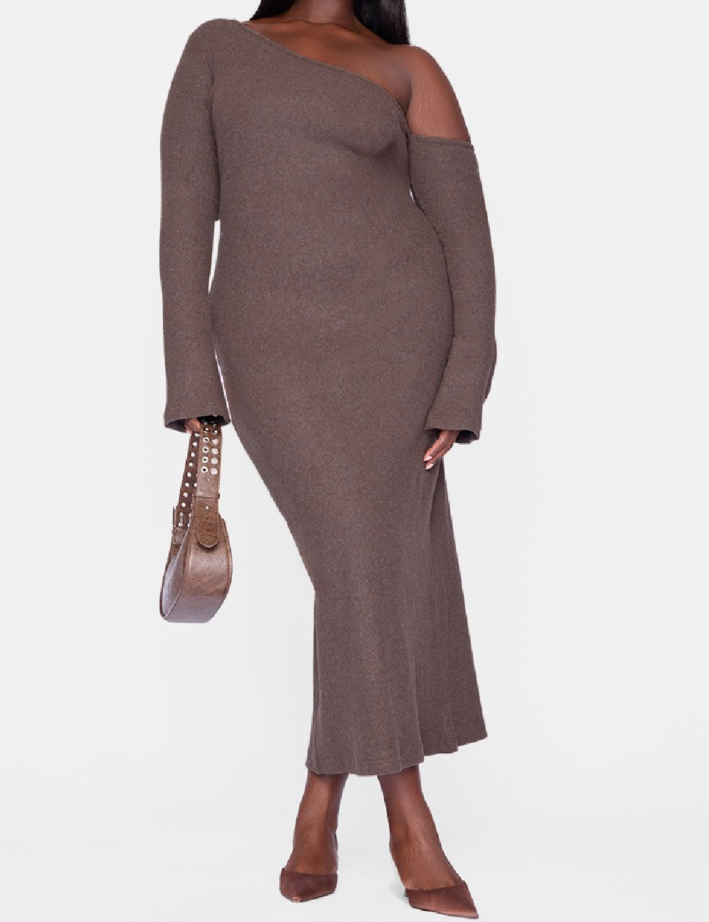 Rochie lunga PRETTYLITTLETHING Plus Size, maro