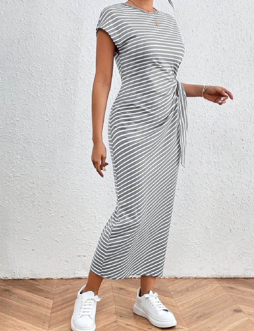 Rochie medie SHEIN CURVE, gri - 1 | YEO