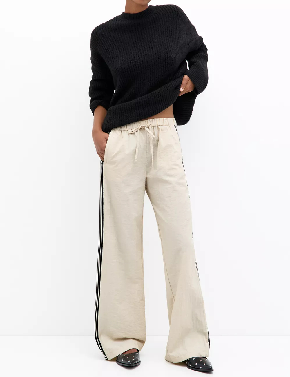 Pantaloni Pull&Bear, crem