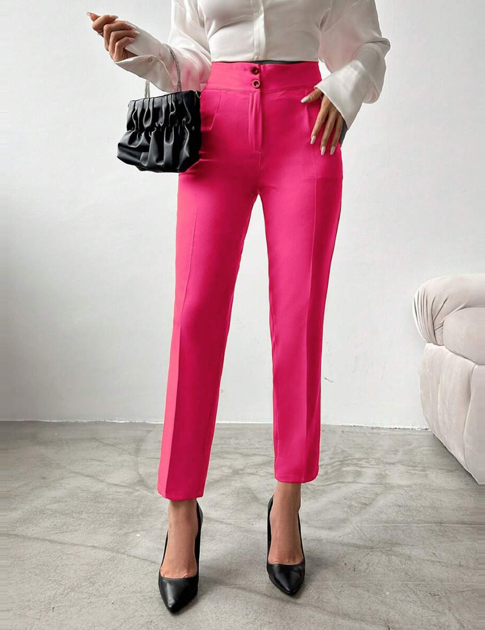 Pantaloni SHEIN, roz