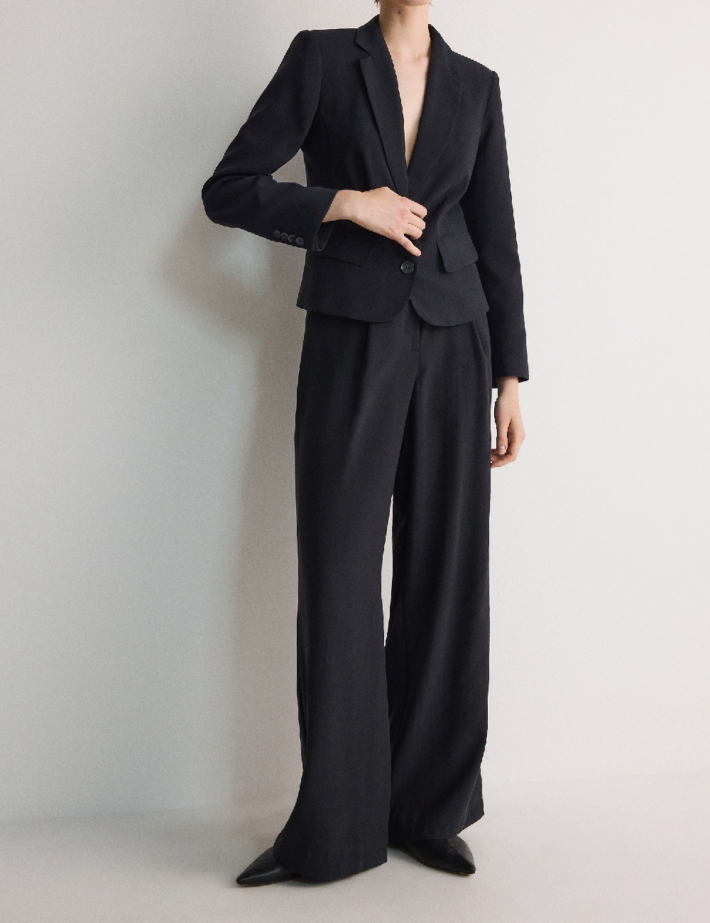Pantaloni Reserved, negru - 1 | YEO