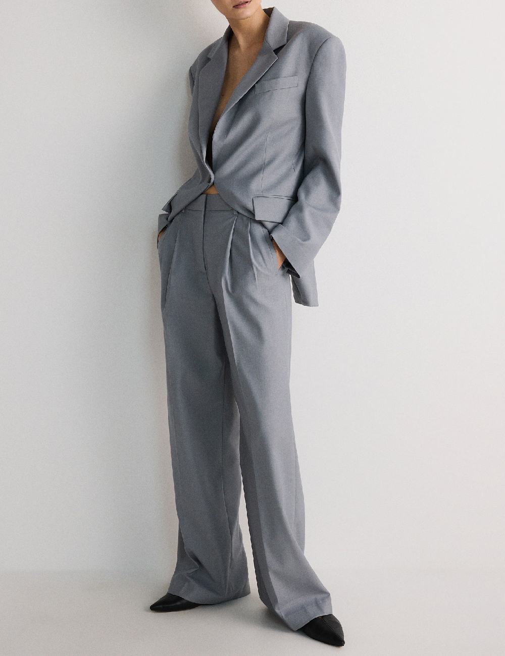 Pantaloni Reserved, gri