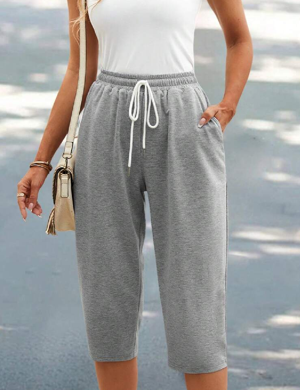 Pantaloni trei sferturi Emery Rose, gri