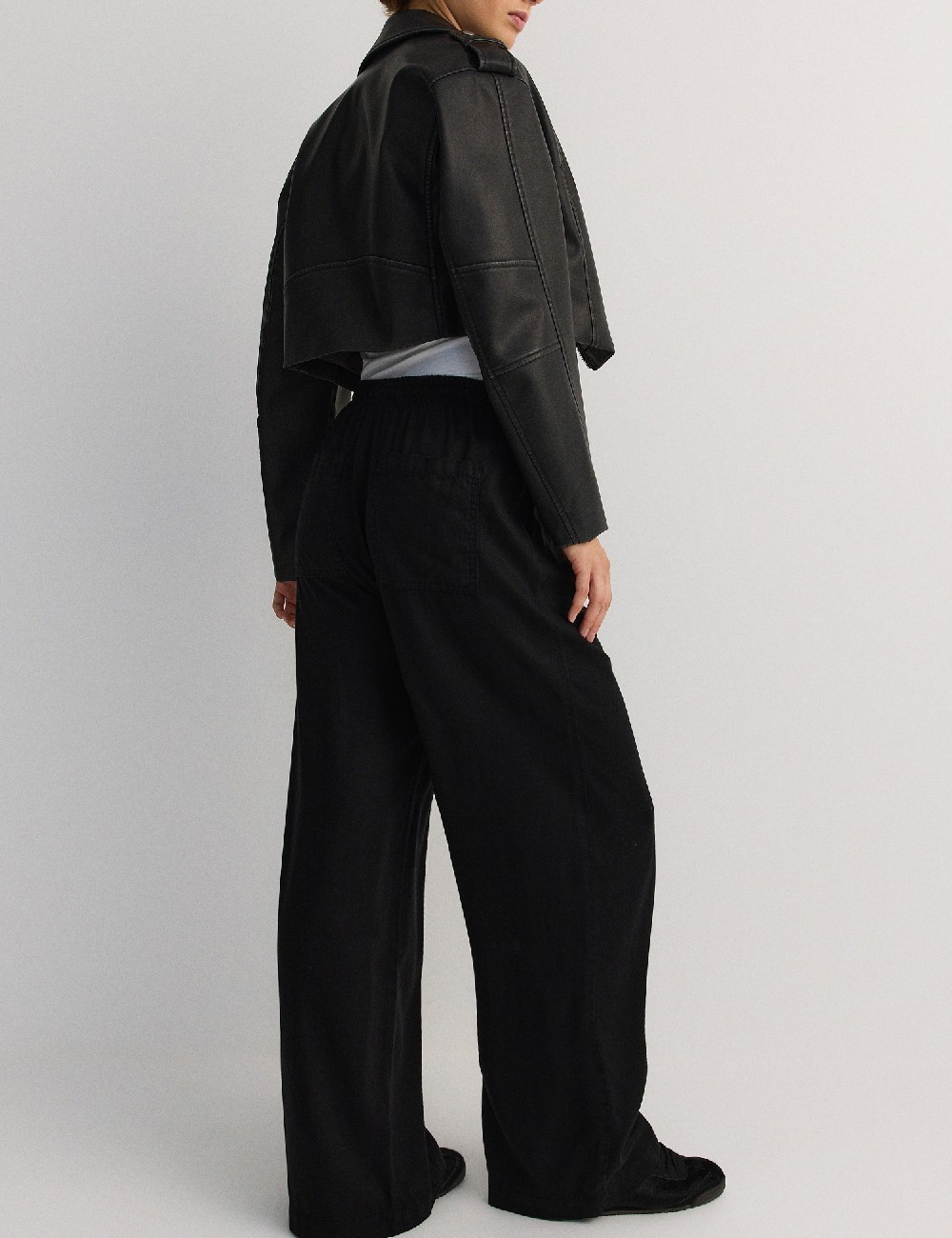 Pantaloni Reserved, negru - 1 | YEO