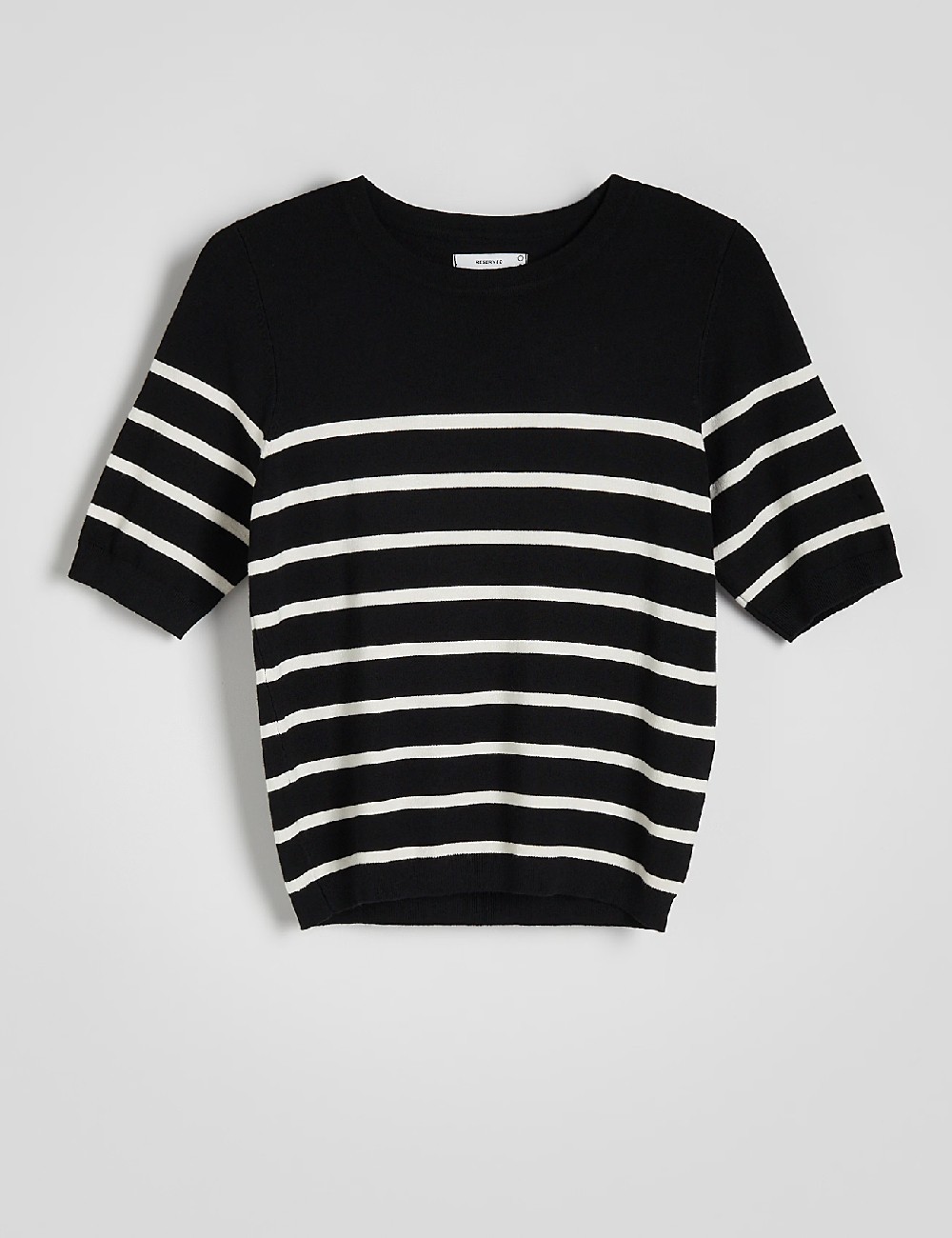 Tricou Reserved, negru/alb - 1 | YEO