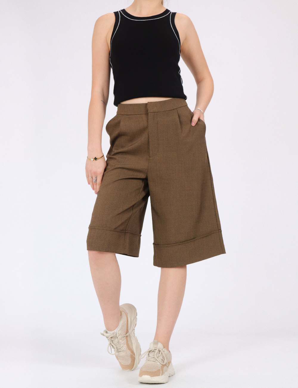Pantaloni scurti Only, maro